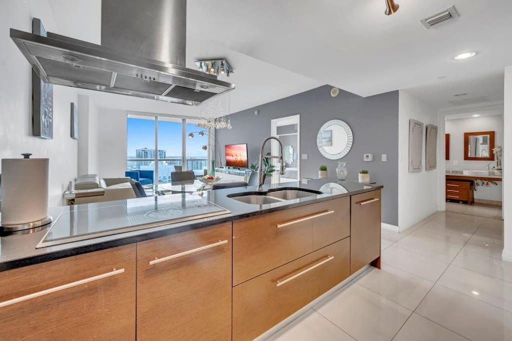Luxury 1Br Condo W Icon Brickell-Freespa Miami Exteriör bild